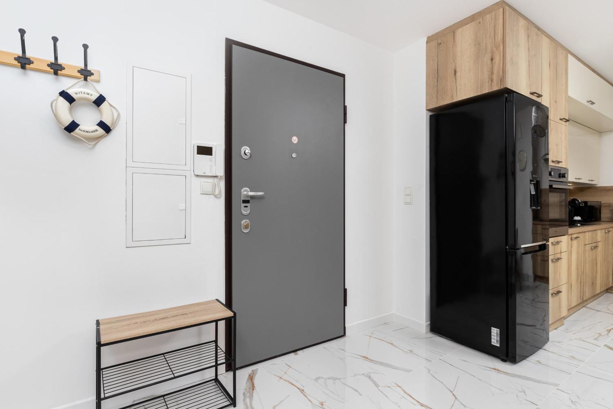 Batorego 7 Apartament With Terrace & Parking Downtown Gdynia By Renters Exterior foto
